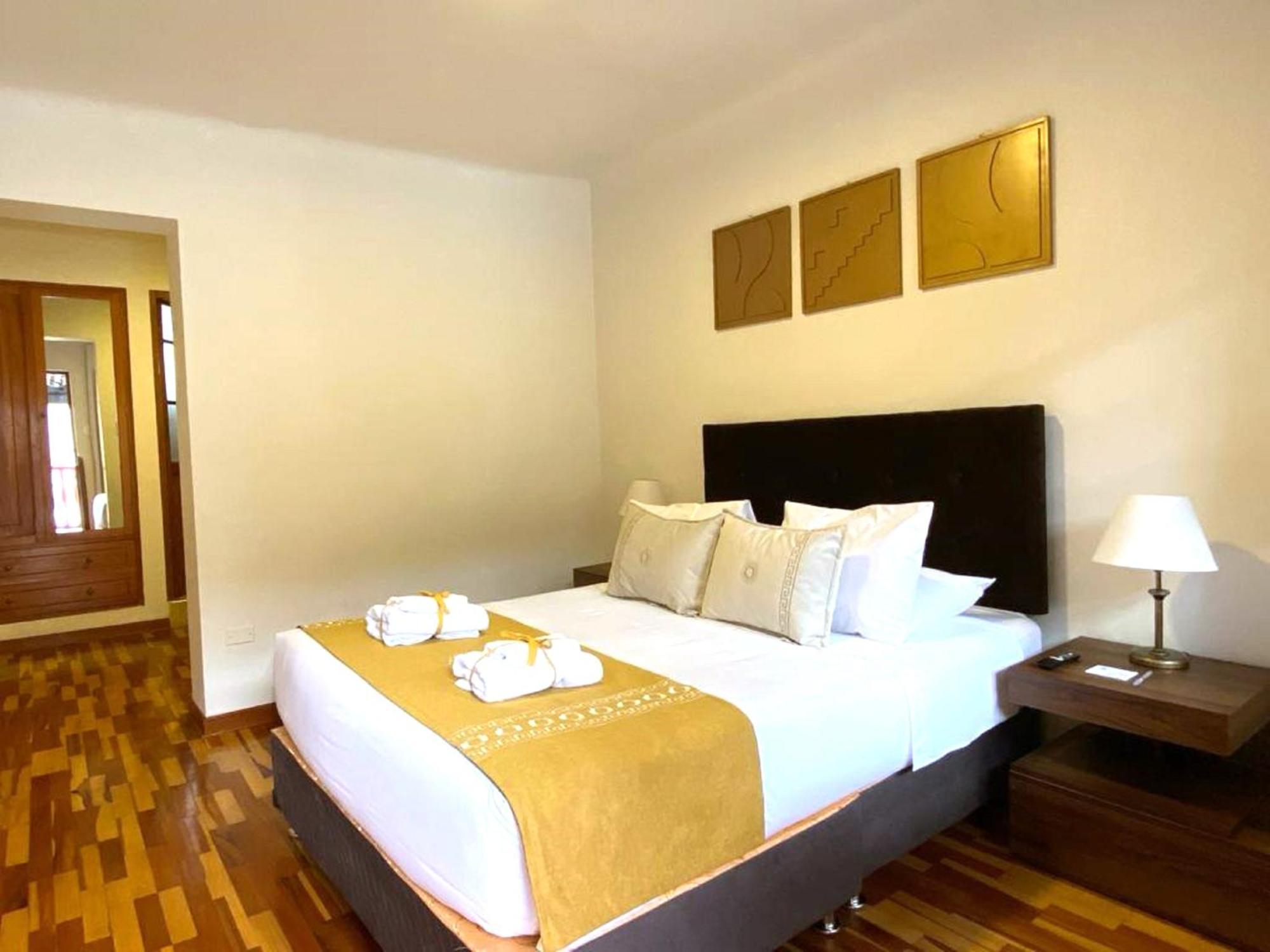 Katari At Plaza De Armas Cusco Hotel Exterior photo